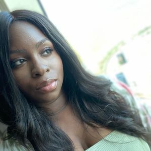 Meet your Posher, Dora